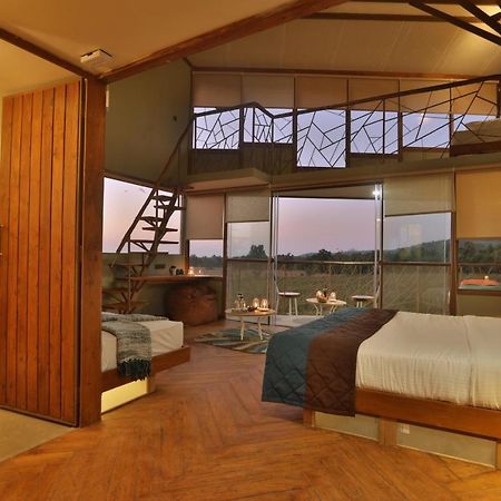 Tadoba Jungle Camp Hotell Mohurli Exteriör bild