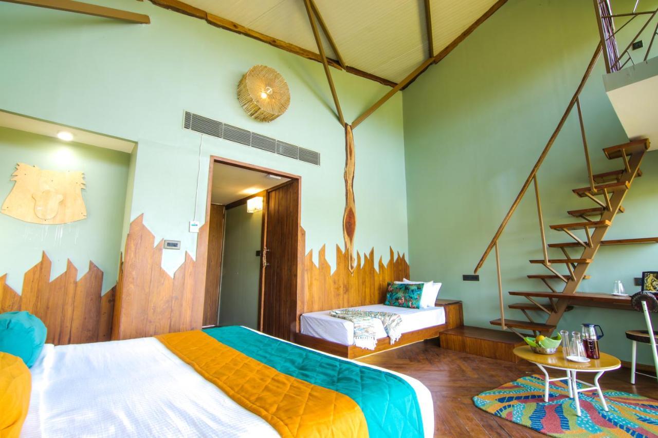 Tadoba Jungle Camp Hotell Mohurli Exteriör bild