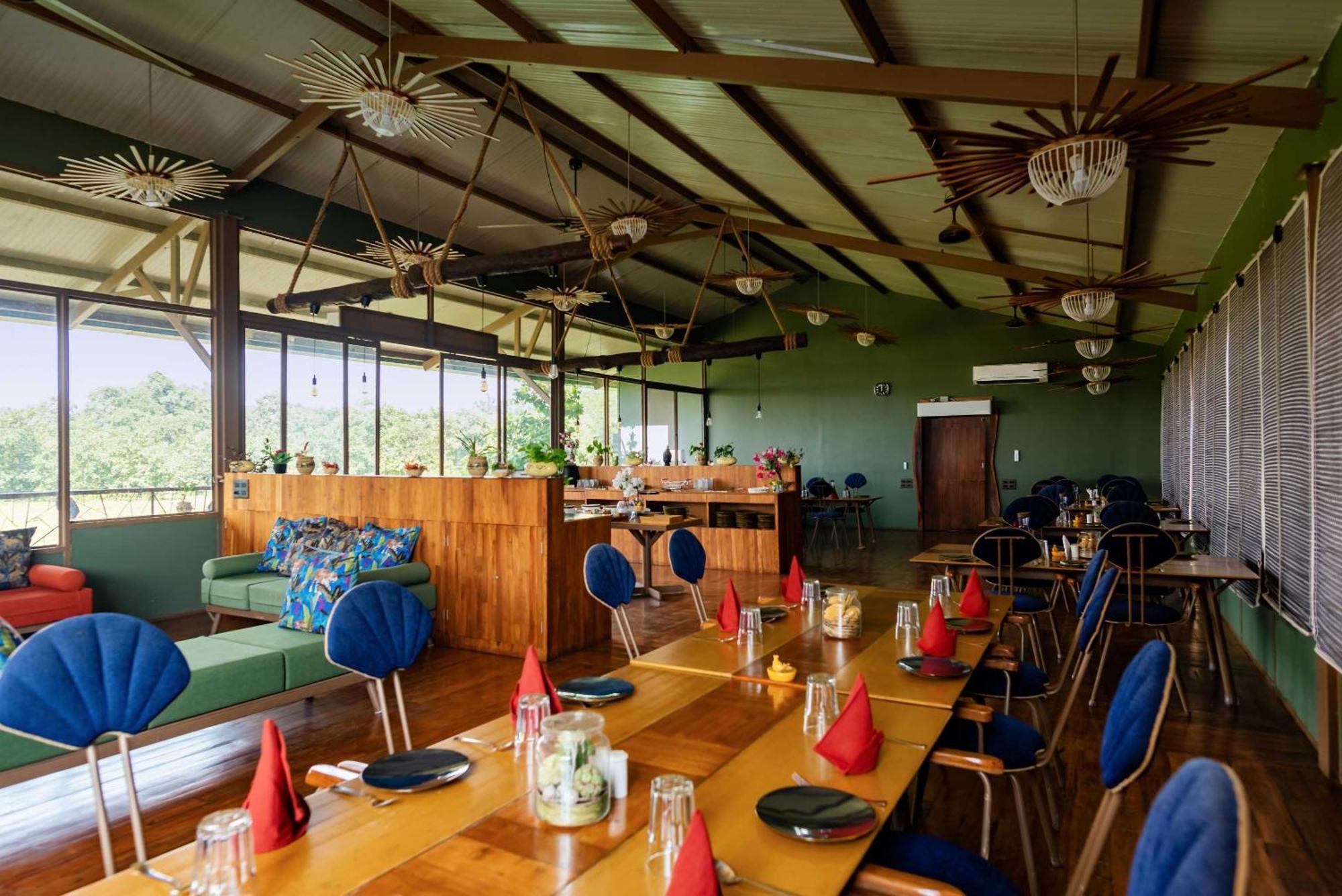 Tadoba Jungle Camp Hotell Mohurli Exteriör bild
