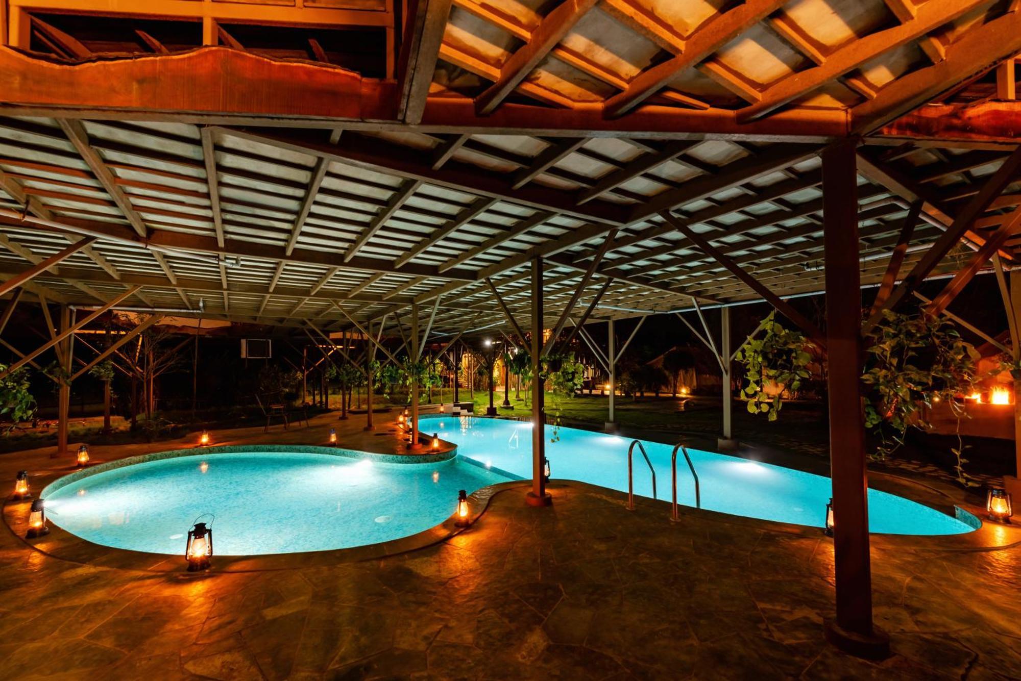Tadoba Jungle Camp Hotell Mohurli Exteriör bild